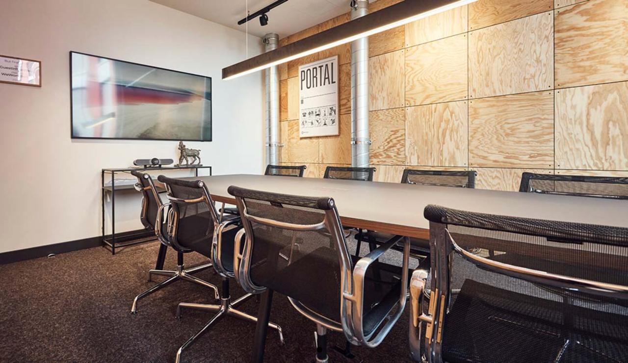 Zurich Stettbach Mitte office